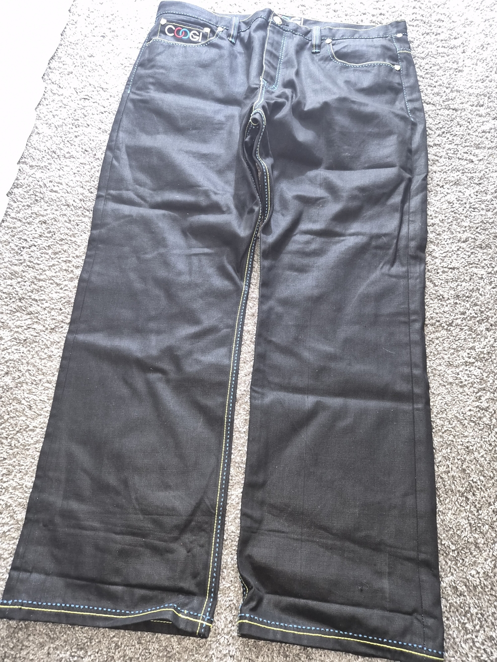 COOGI Men’s Black Straight-Leg Jeans
